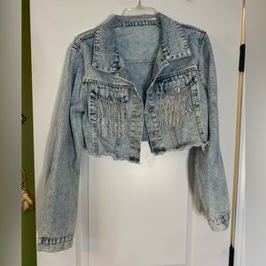 Cropped denim jacket with silver fringe